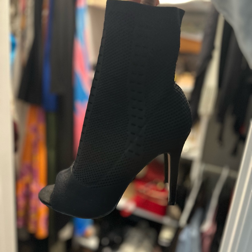 PrettyLittleThing Black Stiletto Heeled Boots